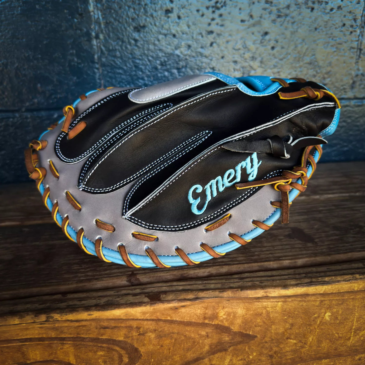 sold out‼️AimeLeonDore(エメレオンドレ)イーチップグローブ Emery Summit Pro 1019CM Catcher's Mitt - Black / Grey – Emery
