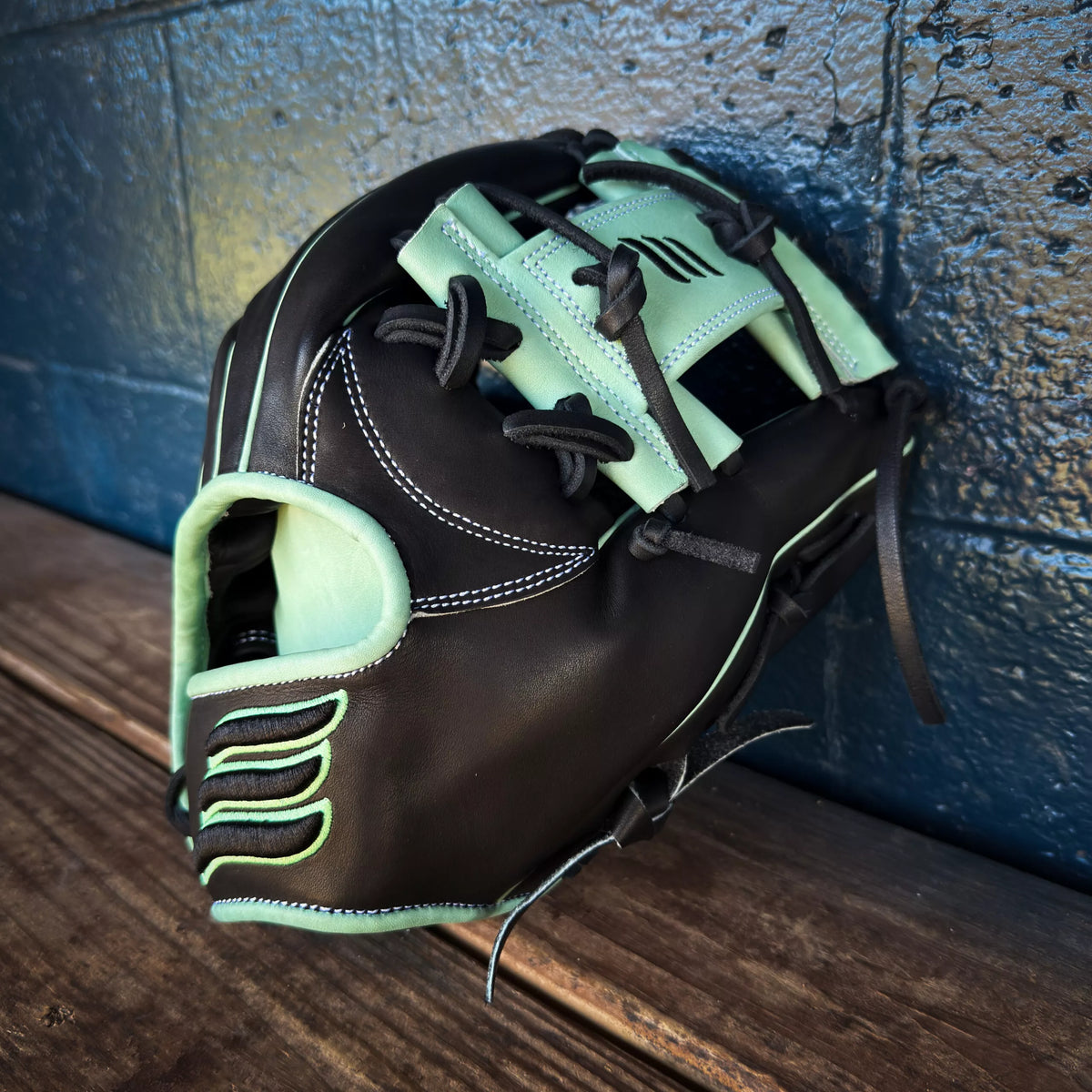 Emery Summit Pro 1417 Infield Glove - Black / Mint – Emery Glove Co.