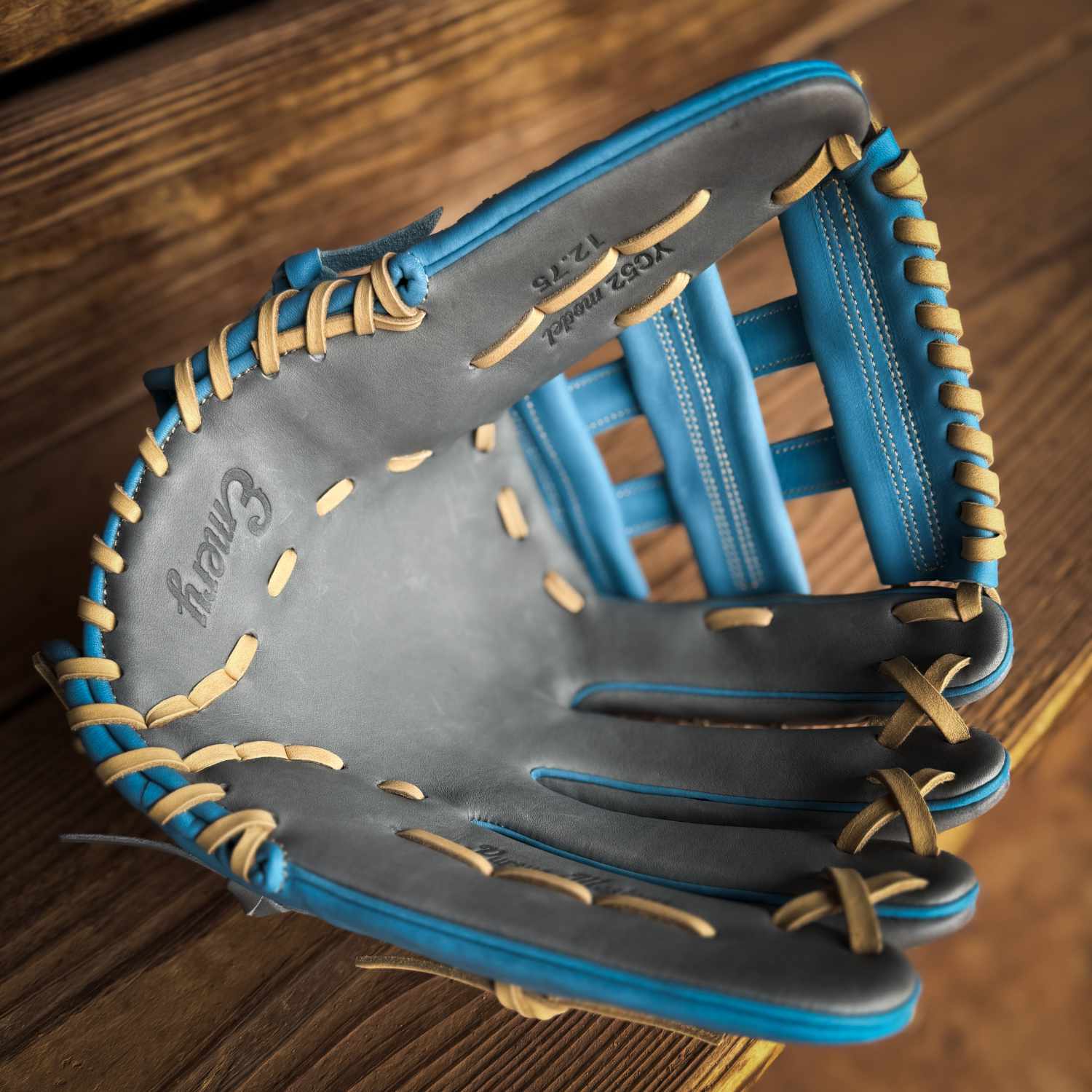 Emery Summit YC52 Outfield Glove - Grey / Carolina Blue – Emery